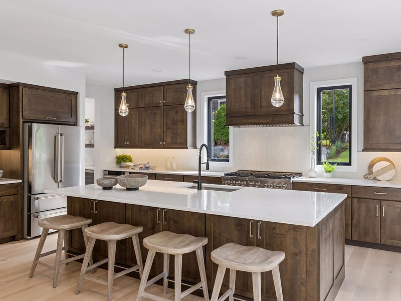 2631 Orchard Lane — Kitchen and dining